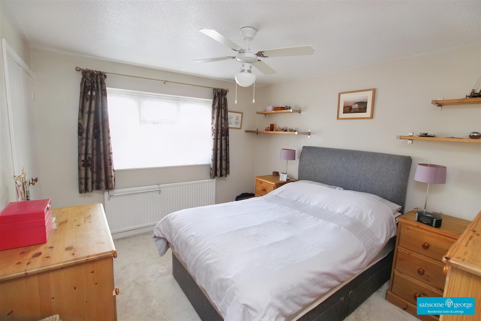 Addiscombe Chase, Tilehurst, Reading